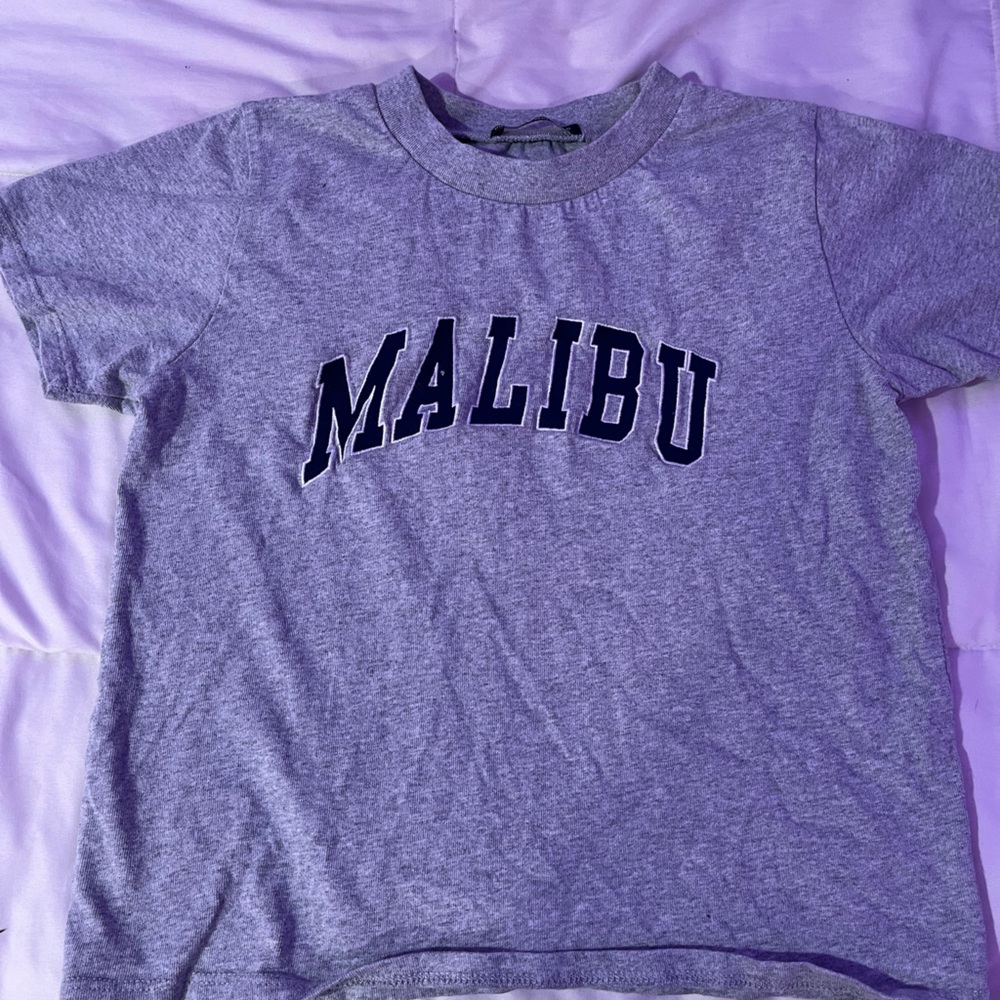 Brandy Melville tee